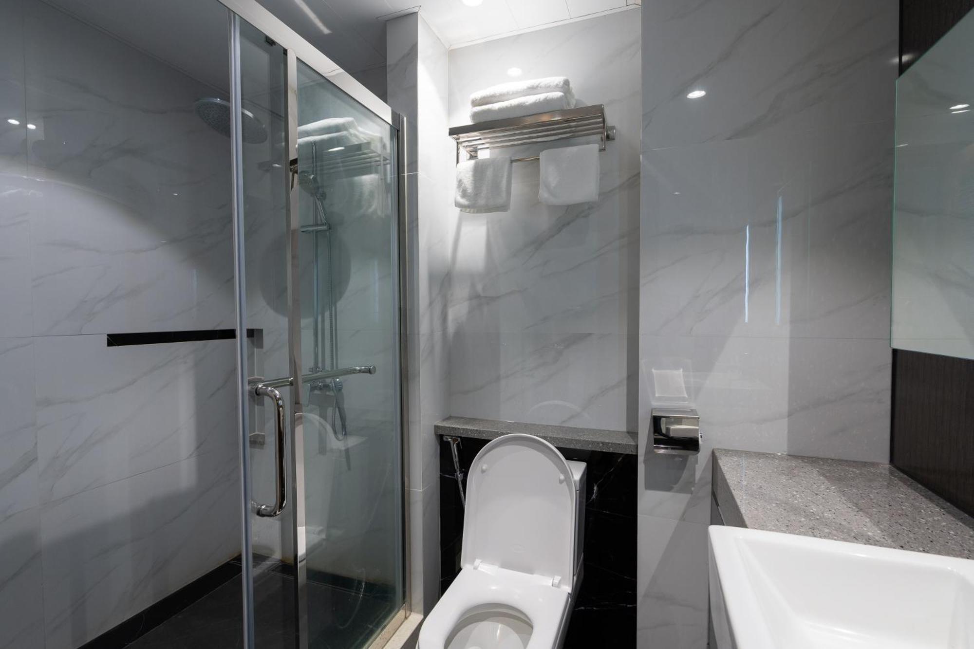 One Euphoria Luxe Hotel Ángeles Extérieur photo