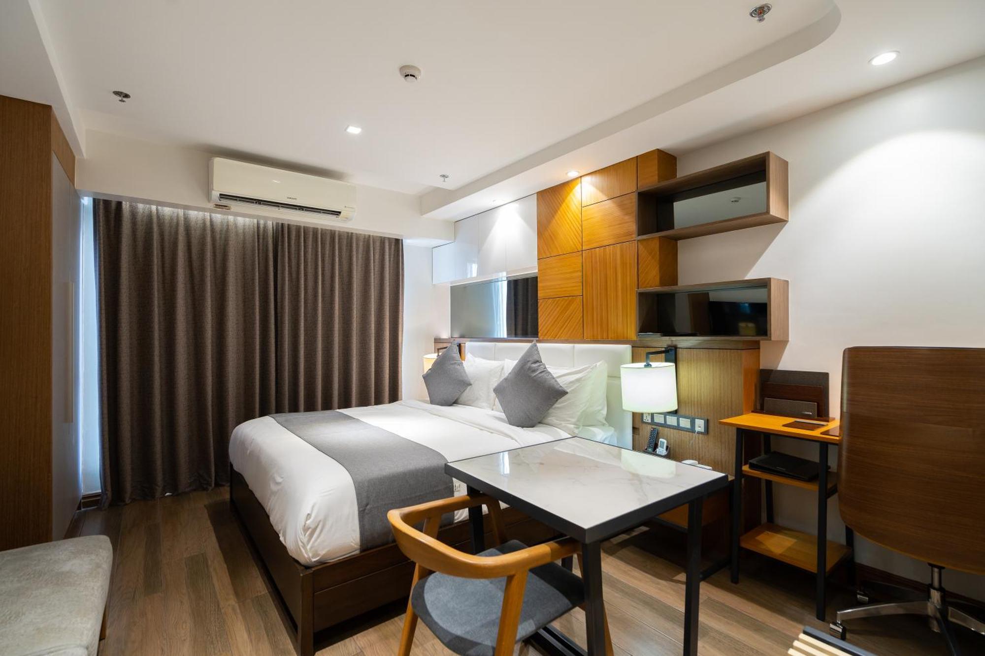 One Euphoria Luxe Hotel Ángeles Extérieur photo